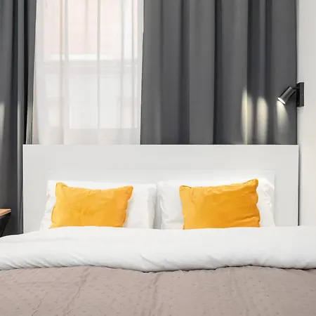 Urban Nest Rustic & Golden Superior By Bookinghost Apartment Katowice