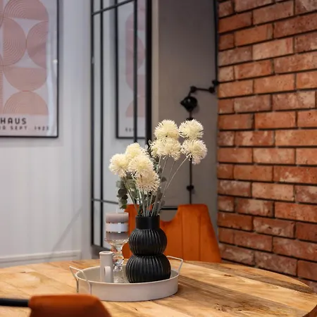 Apartment Urban Nest Rustic & Golden Superior By Bookinghost Katowice