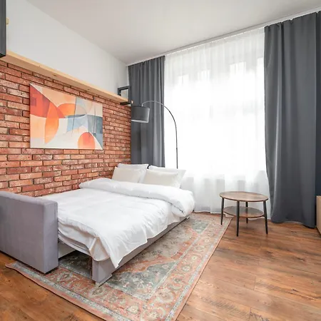 Urban Nest Rustic & Golden Superior By Bookinghost Apartment Katowice