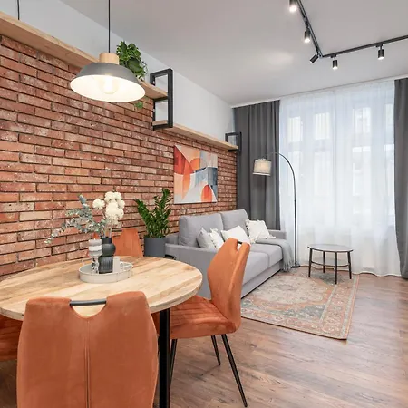 Apartment Urban Nest Rustic & Golden Superior By Bookinghost Katowice