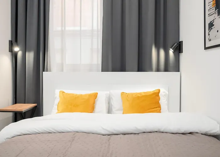 Urban Nest Rustic & Golden Superior By Bookinghost Appartamento Katowice