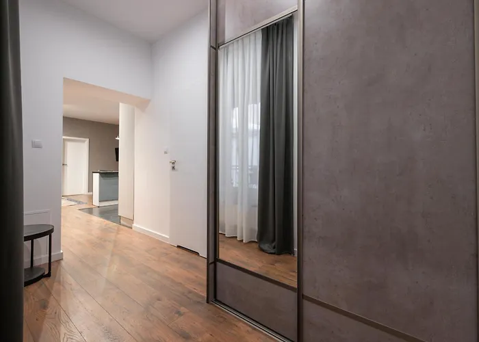 Urban Nest Rustic & Golden Superior By Bookinghost Katowice