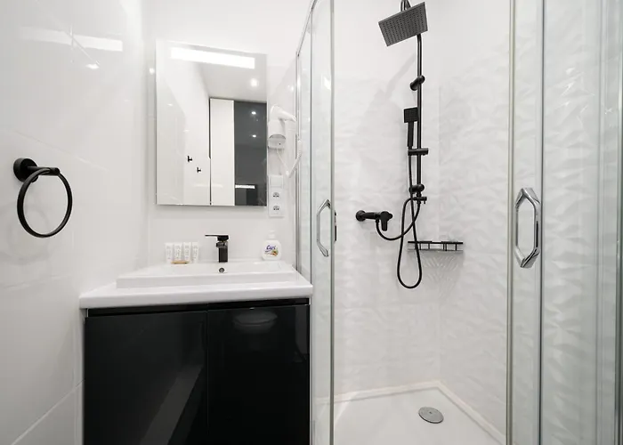 Appartamento Urban Nest Rustic & Golden Superior By Bookinghost