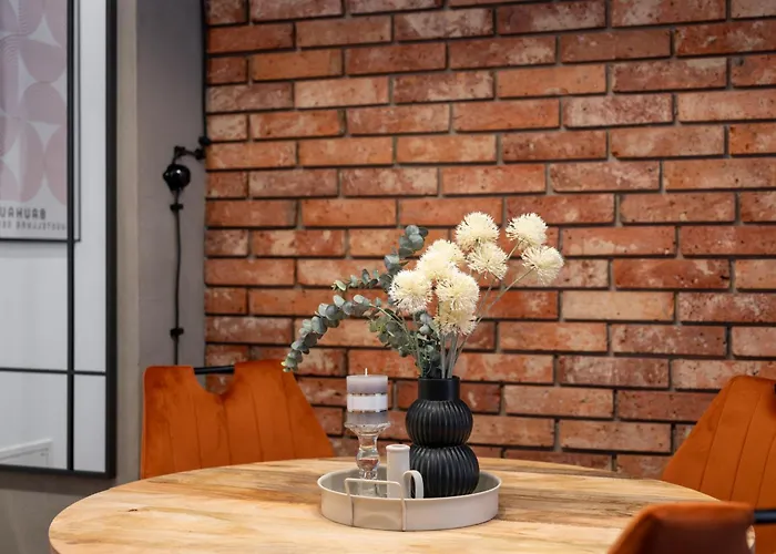 Urban Nest Rustic & Golden Superior By Bookinghost *